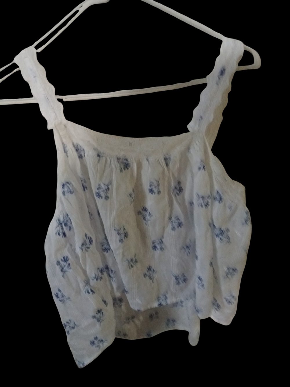 White Cotton Floral Eyelet Blouse with Blue Print Small Nwt - Picture 2 of 3